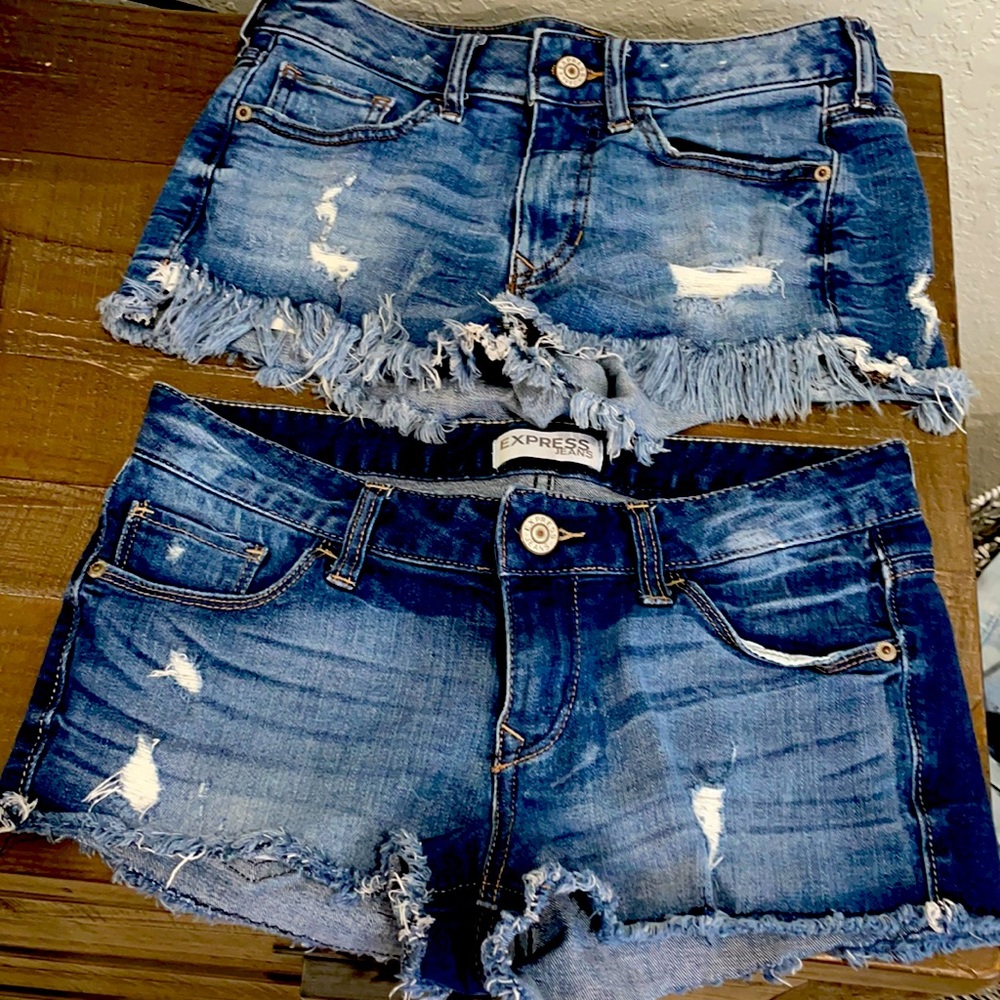 Express size 00 Jean shorts sold 2 for $25